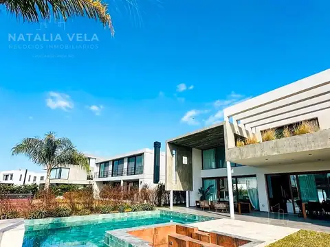 Venta Casa En Virazón – Nordelta| Vista Al Lago | Pileta Con Borde Infinito