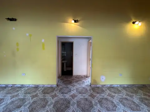 Departamento en Alquiler en Bernal Oeste, $ 500.000
