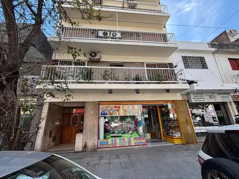 DEPTO 3 AMB.C/DEP.FRENTE 82 M.EXC.UBIC.