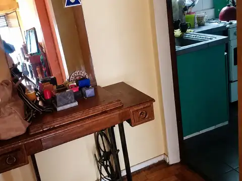 Venta depto 2 amb. con balcón corrido Recoleta