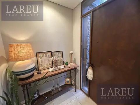 Casa en Venta en Pilar del Este - Santa Elena, USD 270.000
