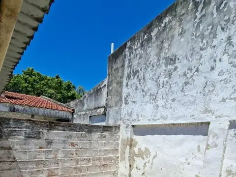 Libertad 700