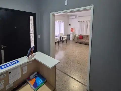 Casa de 1 dorm. | Terreno 336 m² | Fondo y galpón | Excelente zona San Miguel