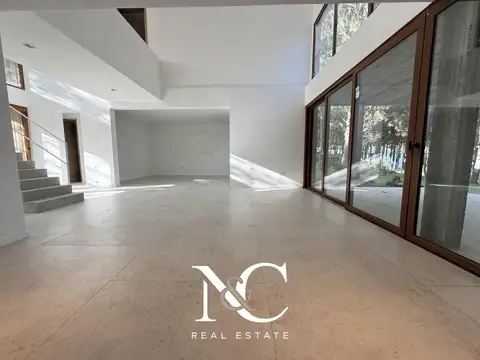 Casa en venta en Costa Esmeralda a estrenar