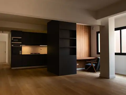 Zapiola 500, Piso 1