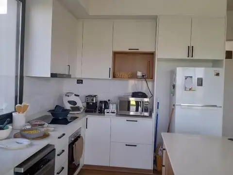 B.VISTA-BO.CO.VILLAGE JOVEN  ENERO desde 28 Dic.