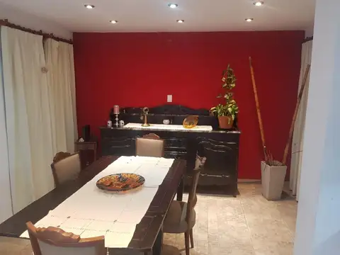 Casa en Venta de 5 dormitorios