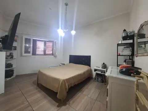 Depto Tipo Casa en Venta en Adrogue, USD 79.000