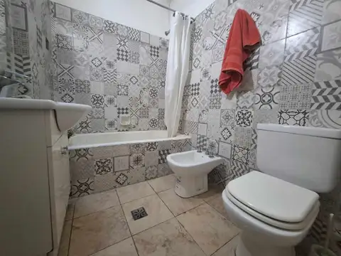 Depto Tipo Casa en Venta al Este