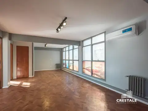 Venta - Oficina 3 ambientes con terraza exclusiva - Centro, Rosario.