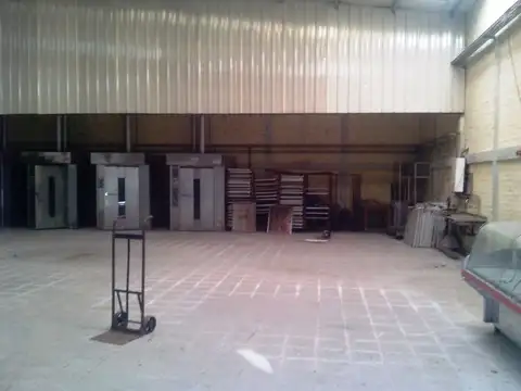 Galpon en Venta 20  mts Fondo