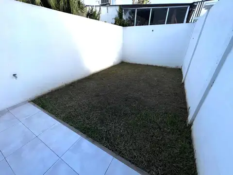 Depto Tipo Casa 3 ambientes con 1 baño