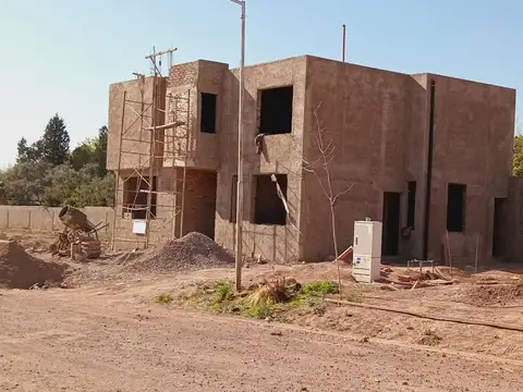 Casa en Venta en Chacras De Coria, USD 320.000