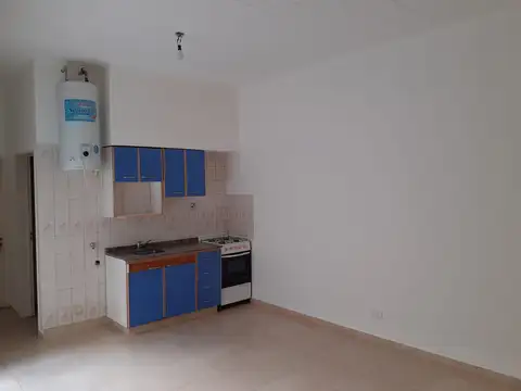 HERMOSO DEPARTAMENTO MONOAMBIENTE DIVISIBLE EN PB CON PATIO