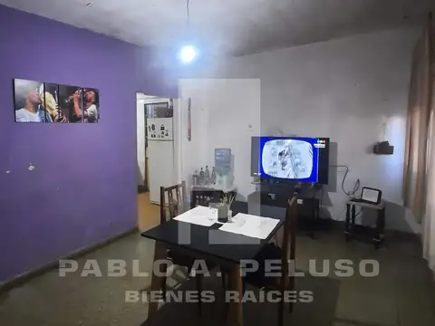VENTA CASA 4 AMBIENTES Y DEPARTAMENTO 2 AMBIENTES, CIUDADELA NORTE, TRES DE FEBRERO. ZONA OESTE. BUENOS AIRES