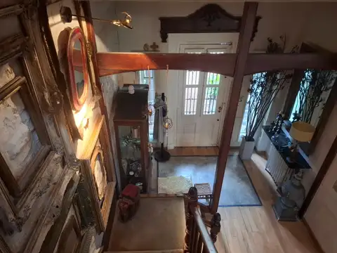 Casa en Venta con 3 cocheras