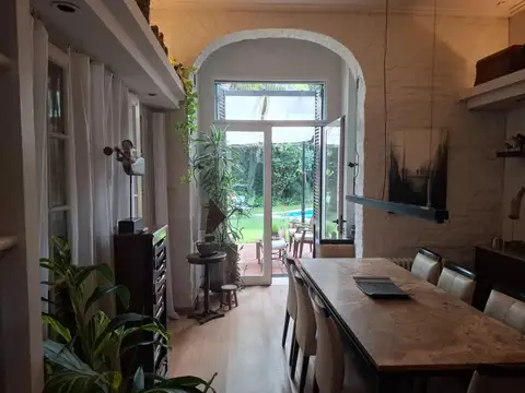 Casa 6 ambientes con 3 baños