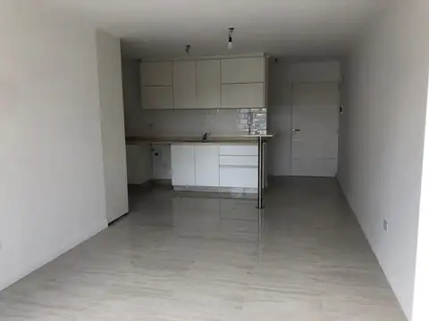 Peron 600, Piso 4º