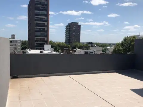 Peron 600, Piso 4º