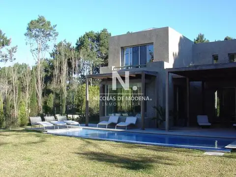Casa en Laguna Blanca en Alquiler