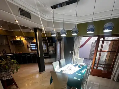 Casa en Venta en Lanús Este, USD 270.000