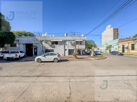 Oficina en Venta con 2 cocheras