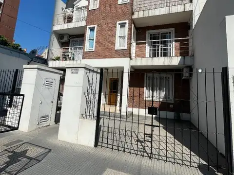 DEPARTAMENTO EN ALQUILER EN SAN MARTIN CENTRO DE 2 AMBIENTES