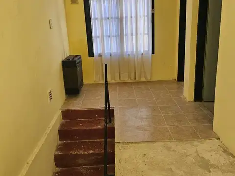 CASA 4 DORMITORIOS B ISIDRO LABRADOR