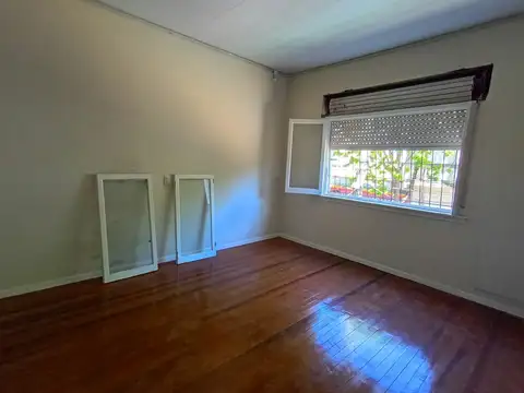 Depto Tipo Casa en Alquiler en Villa Adelina, $ 1.100.000