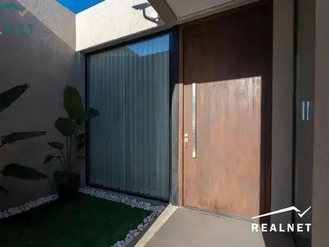 Casa en Venta en Pilar del Este - San Eduardo, USD 179.000