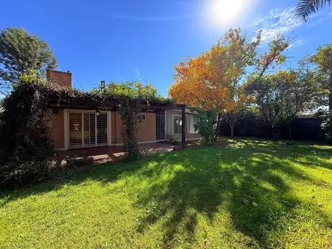Casa en Funes