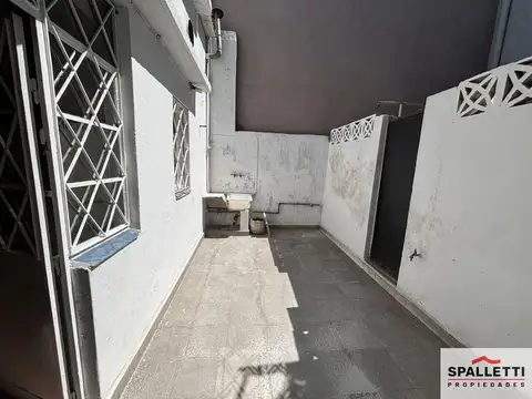 Depto Tipo Casa en Alquiler al Sureste