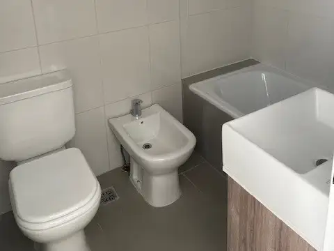 Departamento en Alquiler en Santos Lugares, $ 520.000