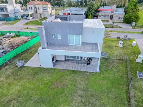 Casa en Alquiler en Canning, USD 1.000