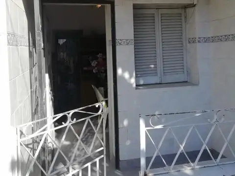 Casa 3 Ambientes y Departamento 2 Ambientes Apto Crédito