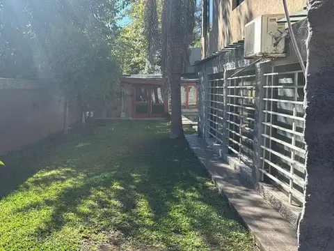 VENTA CASA + DPTO LA BOTA BENAVIDEZ | OPORTUNIDAD!
