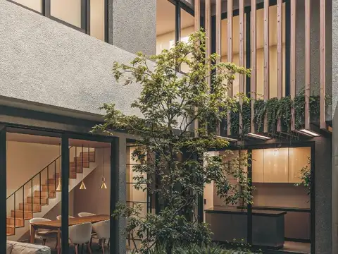 VENTA CASA 3 DORMITORIOS CON PATIO Y TERRAZA A ESTRENAR
