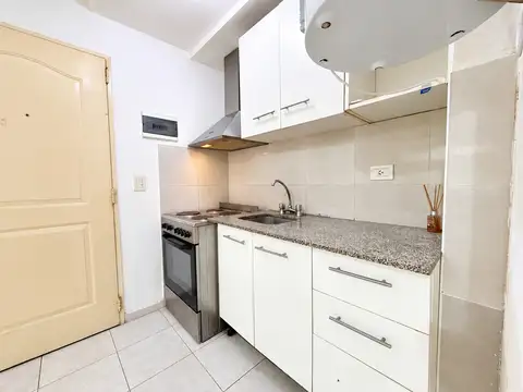 La Roche 300, Piso 3