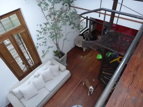 Casa Tipo Loft. SIN EXPENSAS. 5 Ambientes. Uso Comercial, Oficinas, Showroom, Lote Propio