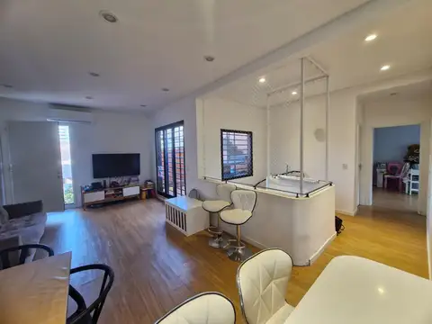 Depto Tipo Casa en Venta de 2 dormitorios