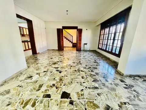 Casa en Venta en Ramos Mejía, USD 198.000