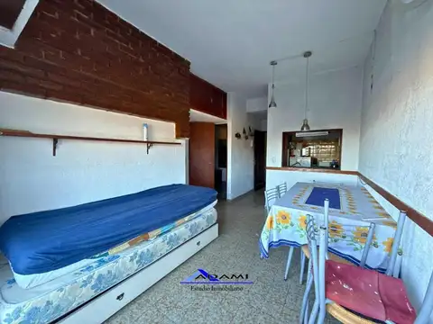 Costanera 2210 , Piso 1