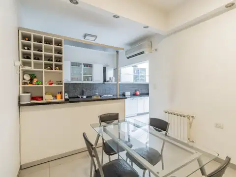 Depto Tipo Casa en Venta en Caballito, USD 270.000