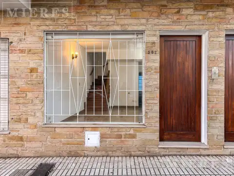 Depto Tipo Casa en Venta de 3 ambientes