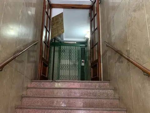 VENTA OFICINA MICROCENTRO