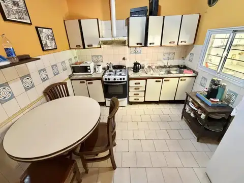 Casa 4 ambientes con 3 baños