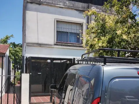 Depto Tipo Casa 4 ambientes con 1 baño