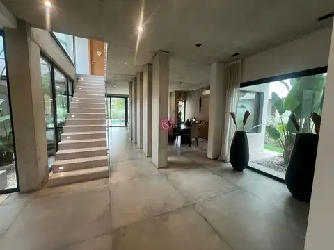 Casa en Venta de 5 dormitorios
