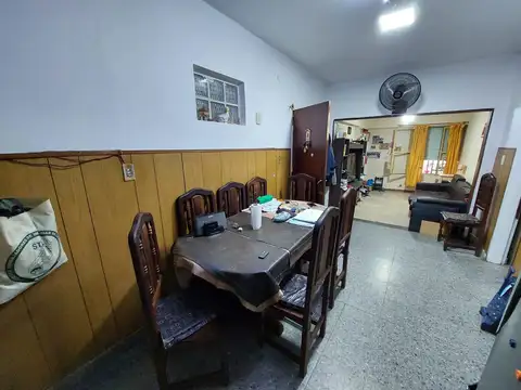 Av. Francia  al 2800