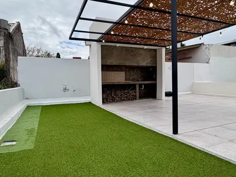 Depto Tipo Casa en Venta de 3 ambientes